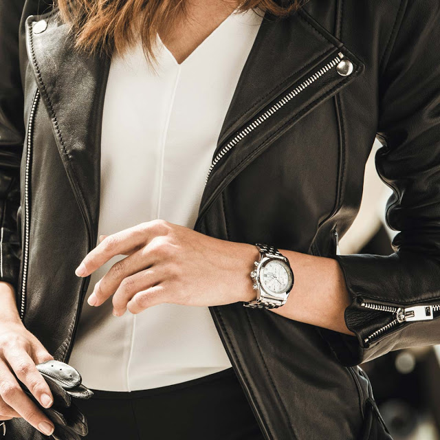 Breitling-Chronomat-38-SleekT-lifestyle_sm